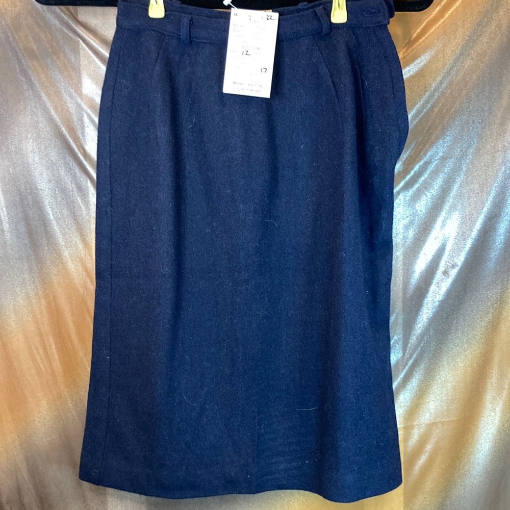 Vintage 1960’s navy wool skirt Found in locked suitcase from 60’s 24” waist B3
